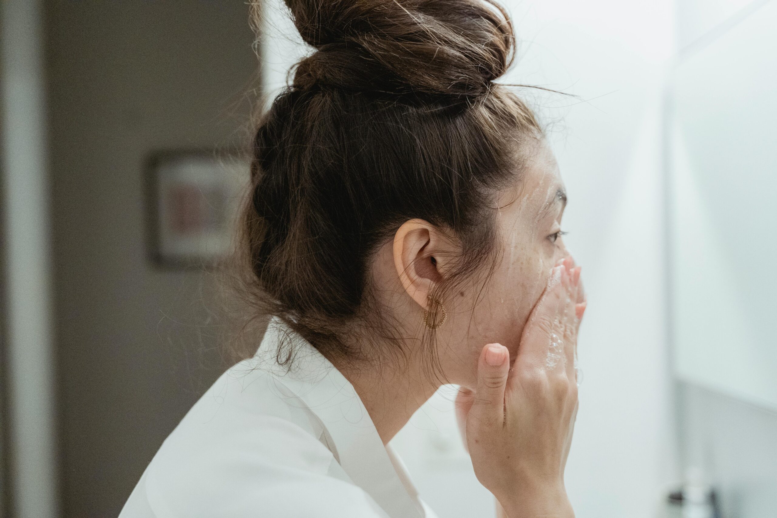 What is skin cycling and does it actually work?