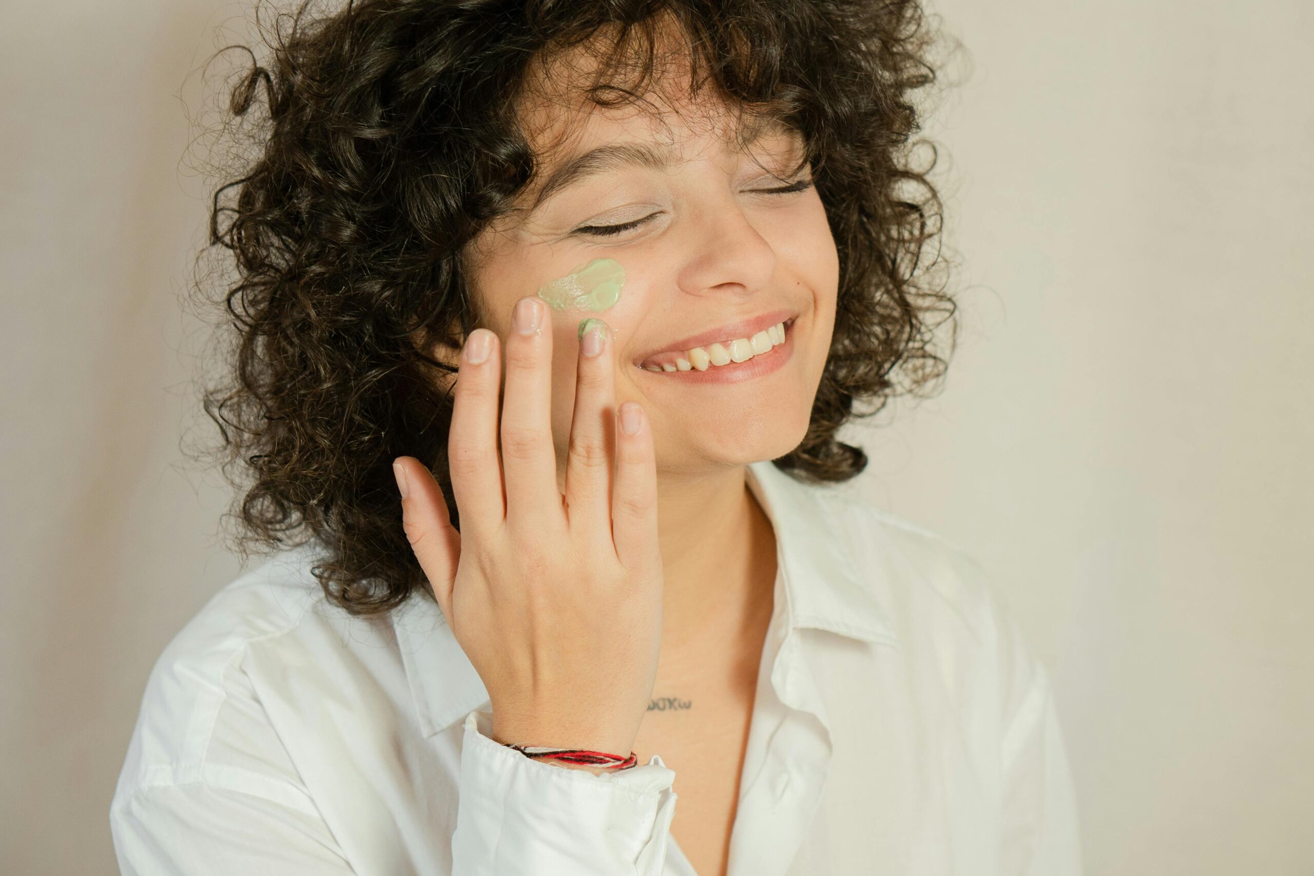 What is the difference between physical exfoliation and chemical exfoliation?