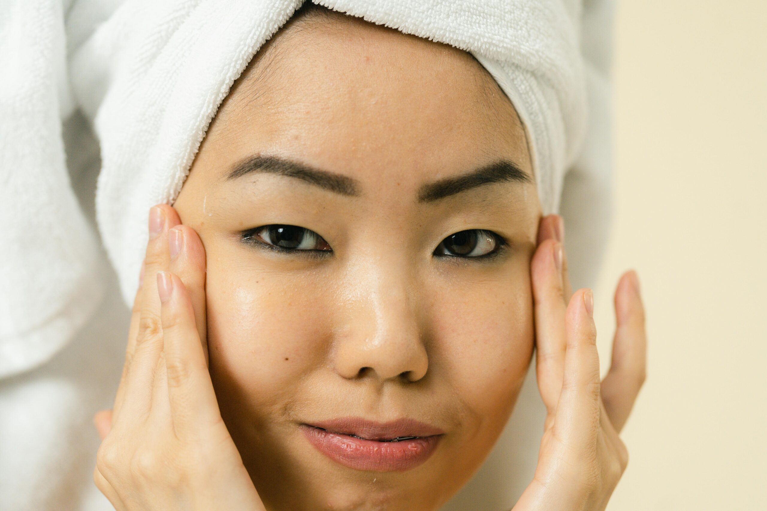 What are the best skincare gift sets for her?